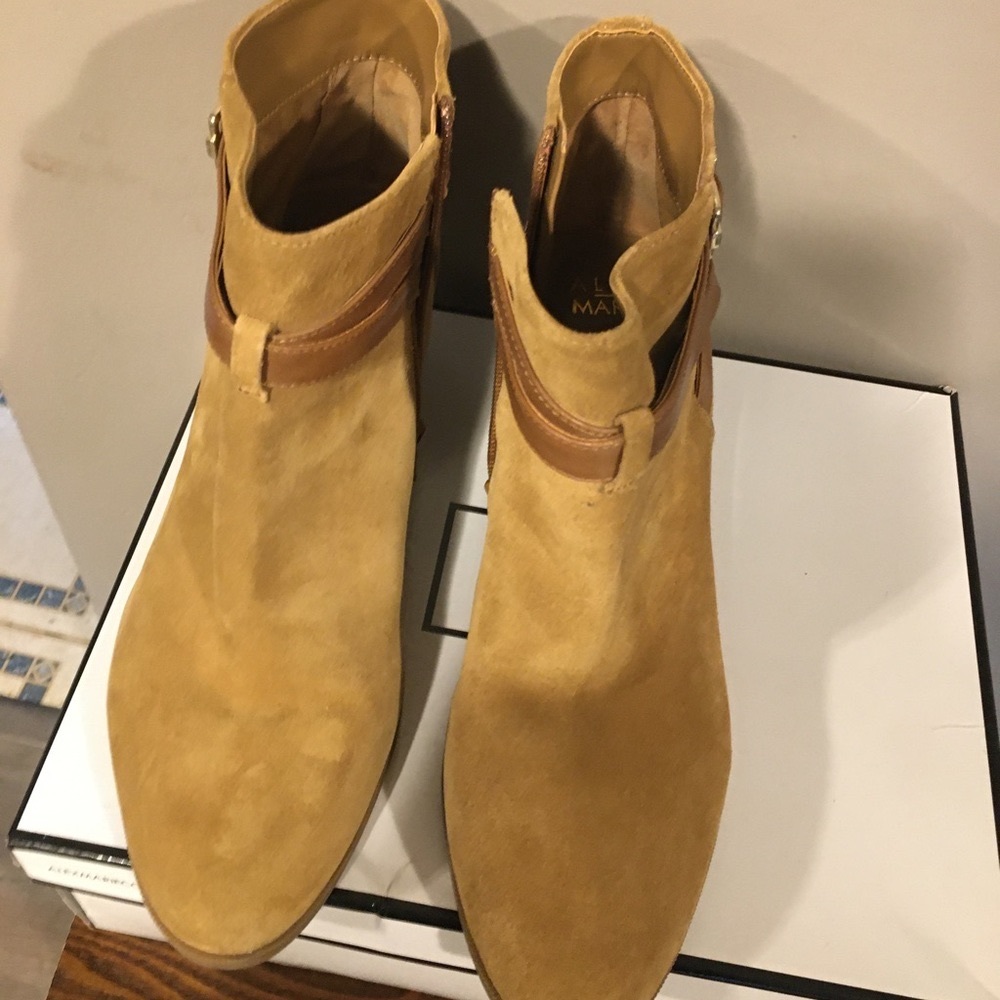 Alex Marie ankle boot